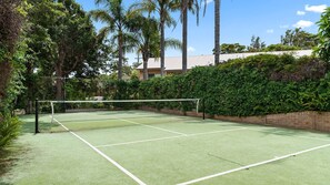 Sport court