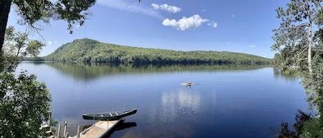 Watersports paradise - The Lakehouse, Lake Christopher, Maine!