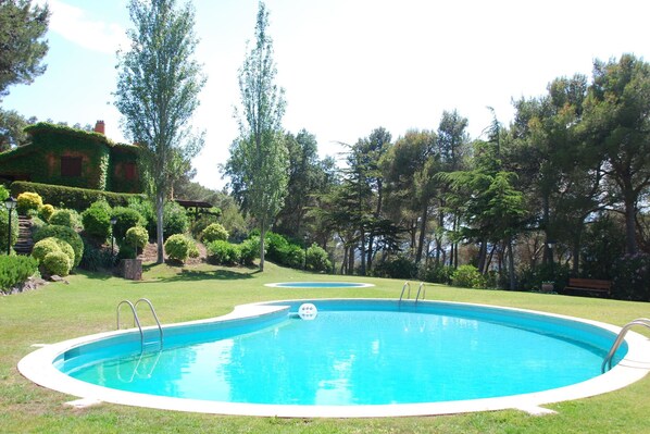 Schwimmbad des Ferienhauses