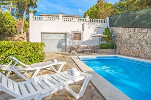 Holiday Home Swimming Pool