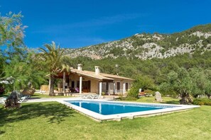 Villa Cadell Petit, Crestax (3)
