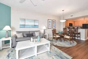 Palms 11105 - Living Area