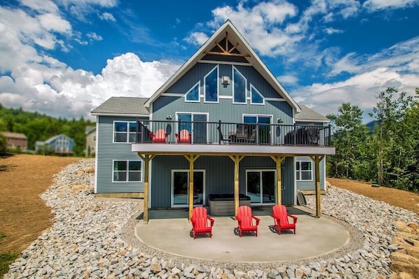 Rear exterior. Beechwoods Mountain Home