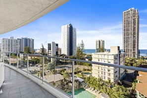 The picturesque city view with the ocean as the backdrop