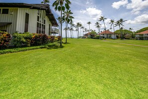 View from lanai towards the great lawn and beach