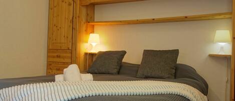 Furniture, Property, Comfort, Shade, Bed Frame, Wood, Textile, Interior Design, Pillow, Lamp