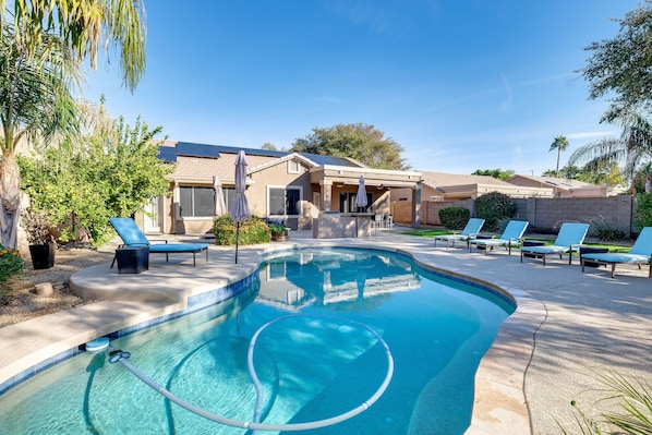 Chandler Vacation Rental | 4BR | 2BA | Step-Free Access | 2,035 Sq Ft