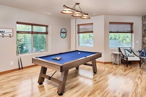 Game Room- pool table (downstairs)