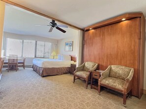 Sitting  Area and the murphy bed | Managed by: @TraverseHospitality