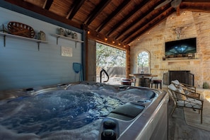 Bain à remous intérieur