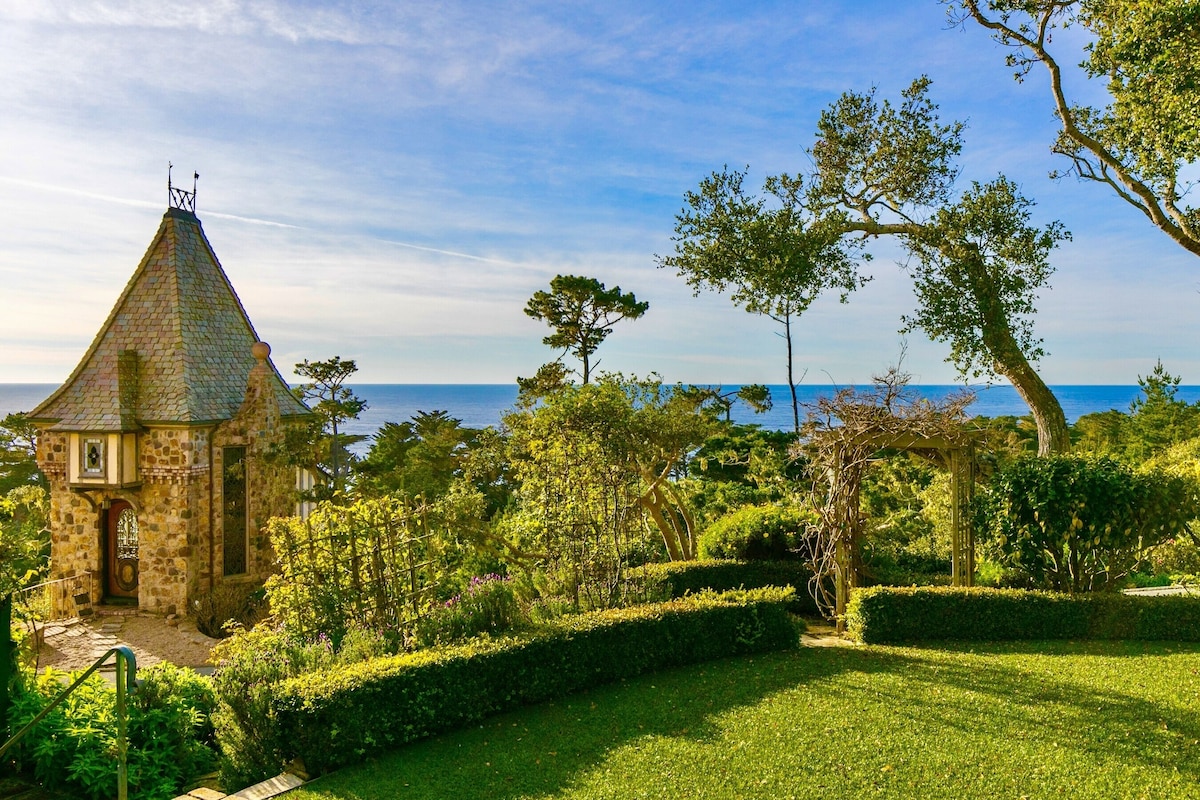 Luxe1 panoramic Pebble Estate