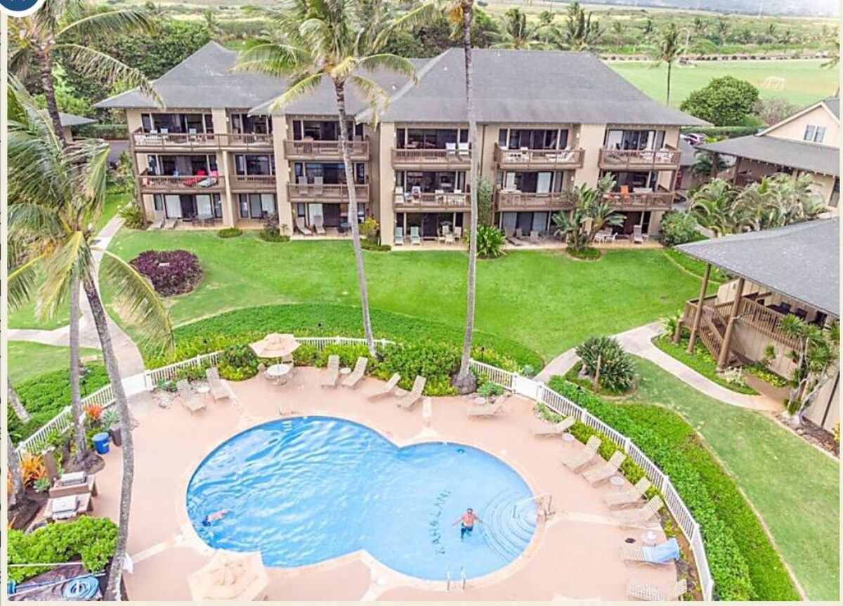 Seaside Condo w/ Ocean Views and Gentle Breezes – Kaha Lani #211