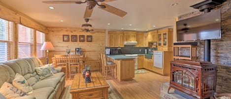 Duck Creek Village Vacation Rental | 3BR | 2BA | 1,400 Sq Ft | Exterior Stairs