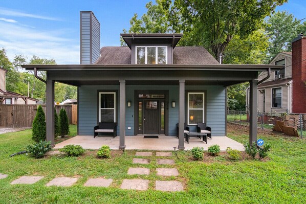 Renovated house that you will have all to yourself! In a quiet neighborhood, with plenty of parking. Enjoy your morning coffee on our front patio area or dinner at the picnic table in our large fenced in backyard