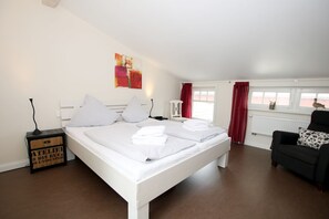 Schlafzimmer 2 OG