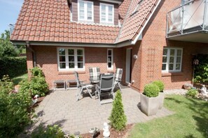 sonnige Terrasse