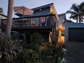 Night light access to rear house