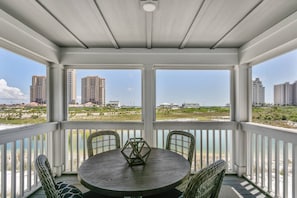 Great Gulf of Mexico views from your private balcony!