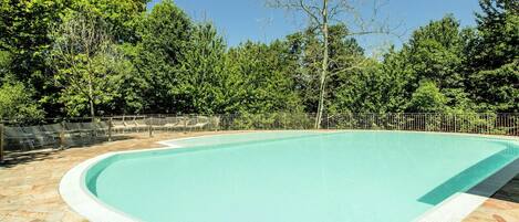 Holiday Home Swimming Pool