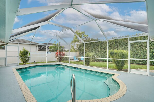 Cape Coral Vacation Rental | 4BR | 2BA | Step-Free Access | 2,404 Sq Ft