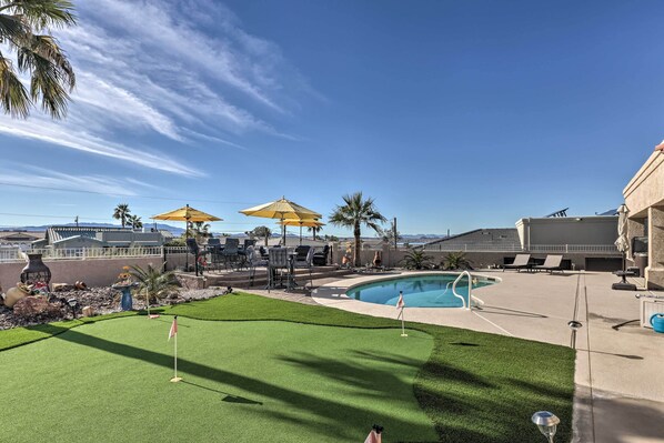 Lake Havasu City Vacation Rental | 3BR | 2.5BA | 1 Step Required | 2,310 Sq Ft