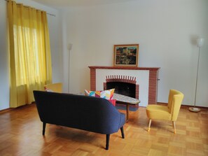 Wohnzimmer Kamin