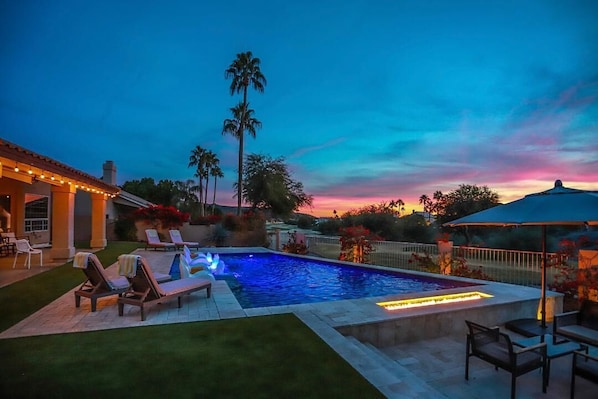 Wine down with picturesque sunsets poolside or lounge around the fire. 