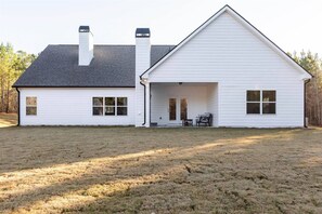 Back Exterior View