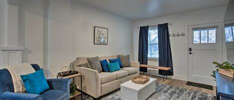 Salt Lake City Vacation Rental | 2BR | 1BA | Entry Stairs Required | 816 Sq Ft