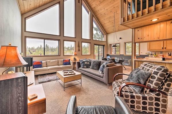 Truckee Vacation Rental | 3BR | 2BA | 1,900 Sq Ft | Access Only By Stairs