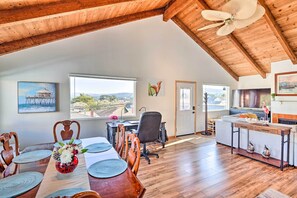 Dining Area | Desk Workspace