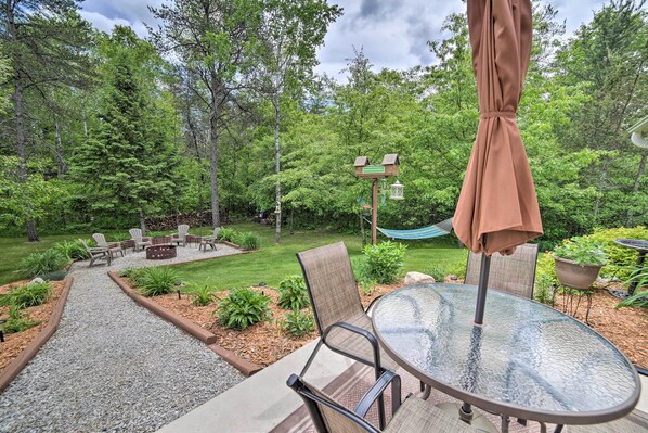Crivitz Vacation Rental | 2BR | 1BA | Step-Free Access | 1,200 Sq Ft