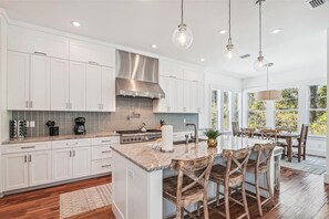 Expansive Kitchen