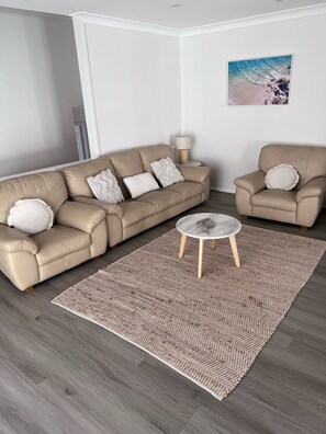 Lounge room