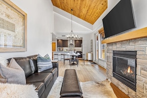 Gas fireplace