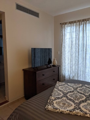 TV and chest of drawers in the bedroom for your comfort