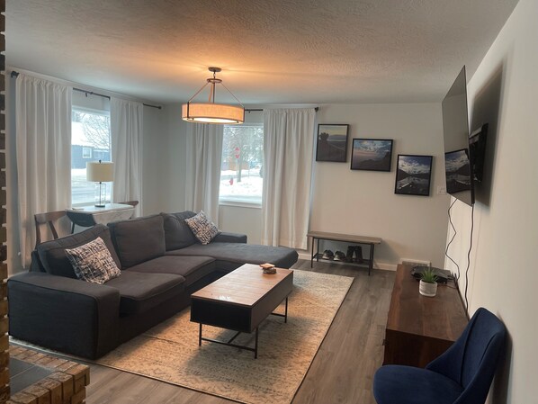 Family/Living room--photo showing updated light fixture 