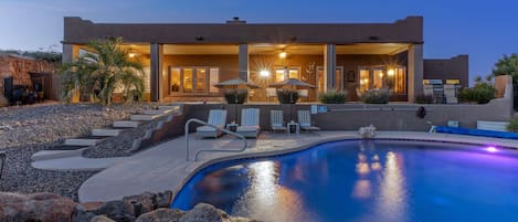 Welcome to FIREROCK POINT in upscale and festive Fountain Hills!