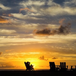 Relax & Enjoy Kauai Sunsets ... Credit: HTA / Tor Johnson