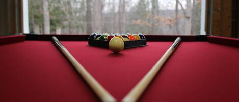 pool table 