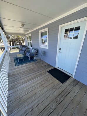 Front Door with Smartlock