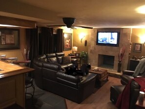 Main Floor Tv