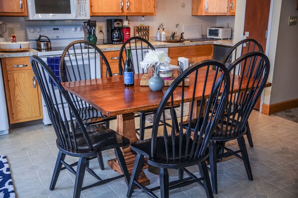 Dinning Table in the Kitchen Area