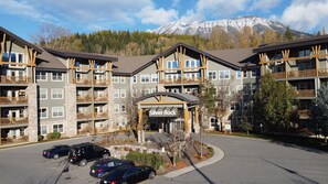 Silver Rock Condos