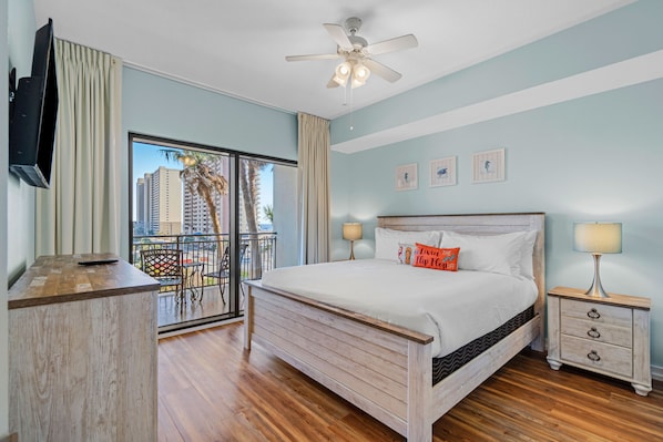 Ensuite king bedroom with balcony access