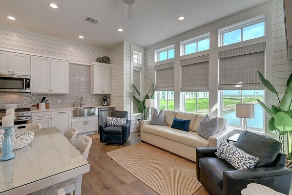 Living Room Overlooking the Lake