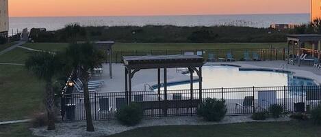 Ocean and sunrise views from the balcony are amazing!