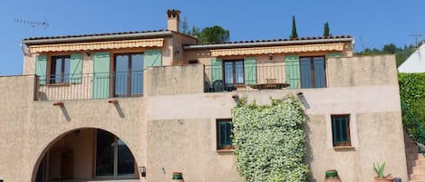 Villa provençale avec sa piscine privée