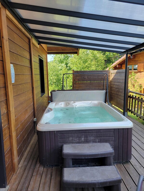 Jacuzzi