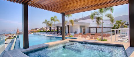 Jacuzzi with city views as well